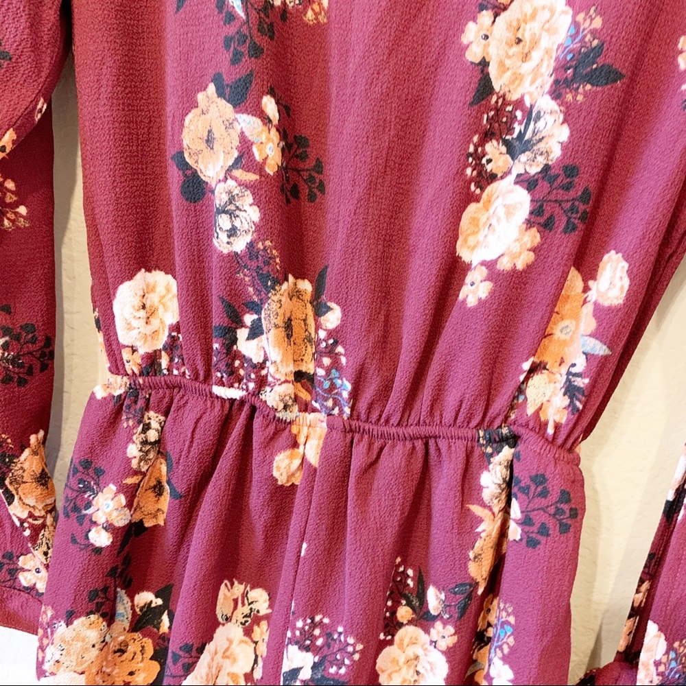 Guess Romper - Picture 7 of 7